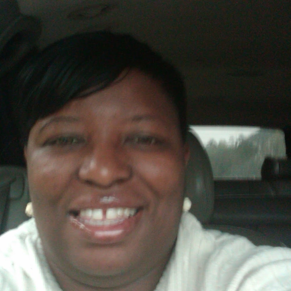 Meet your Posher, Carolyn